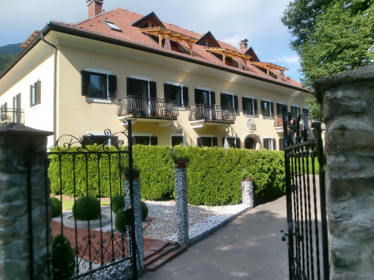 Garten- & Loggia-Appartement Herrenhaus Dellach im Drautal Eksteriør bilde