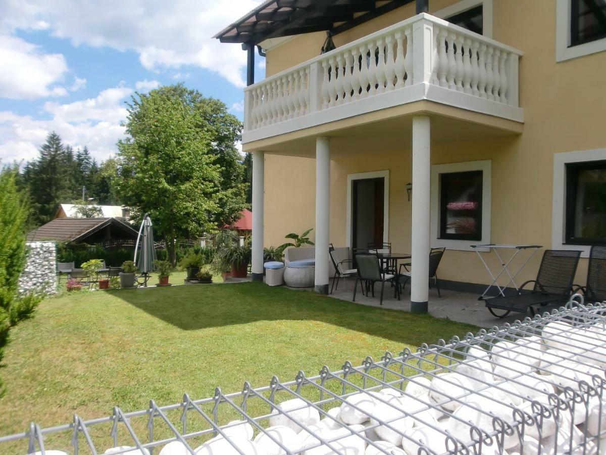 Garten- & Loggia-Appartement Herrenhaus Dellach im Drautal Eksteriør bilde