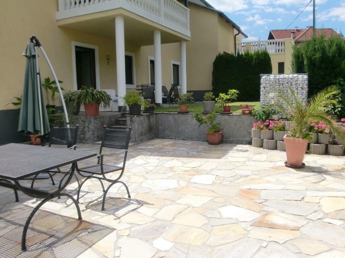 Garten- & Loggia-Appartement Herrenhaus Dellach im Drautal Eksteriør bilde