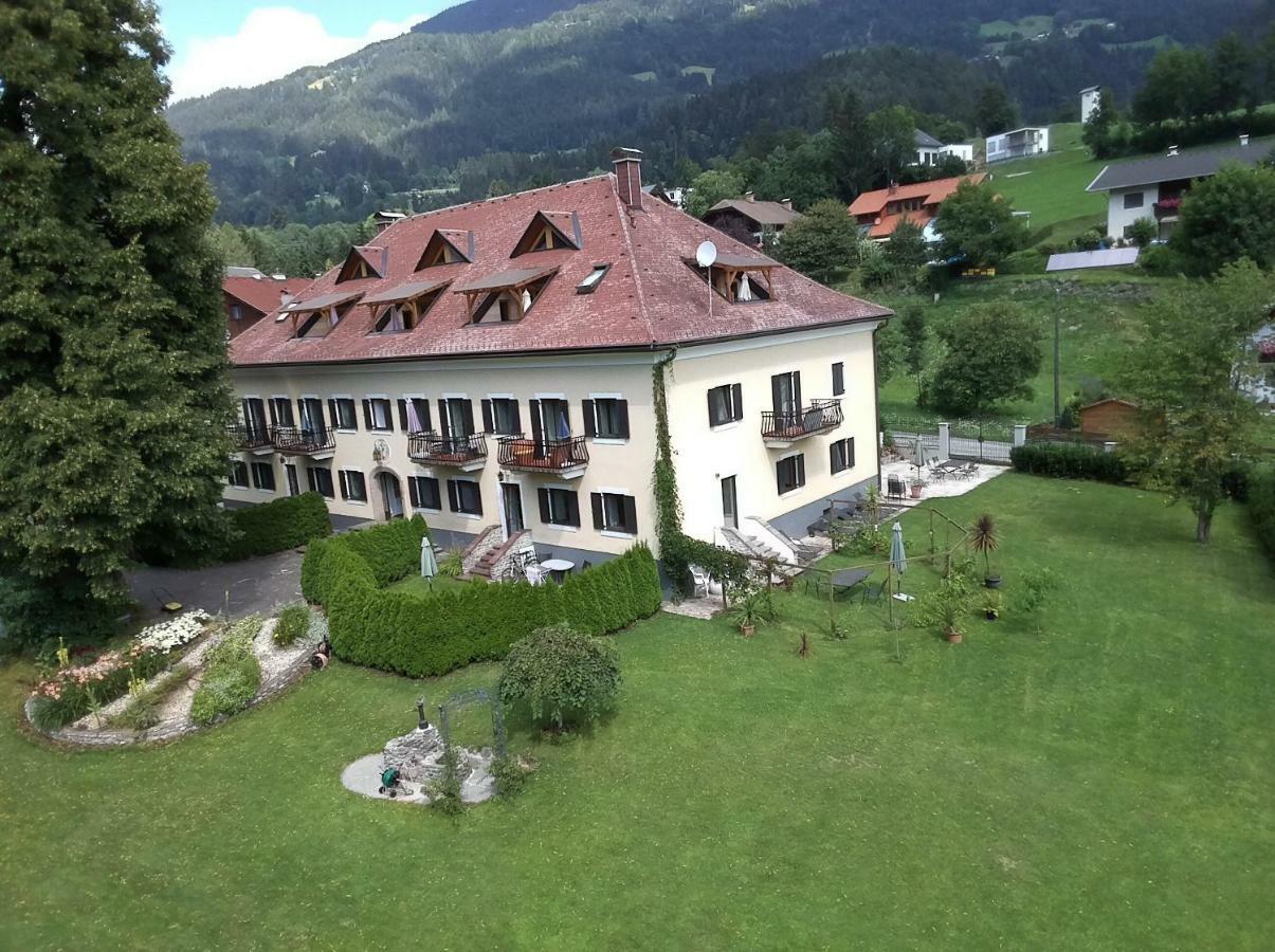 Garten- & Loggia-Appartement Herrenhaus Dellach im Drautal Eksteriør bilde