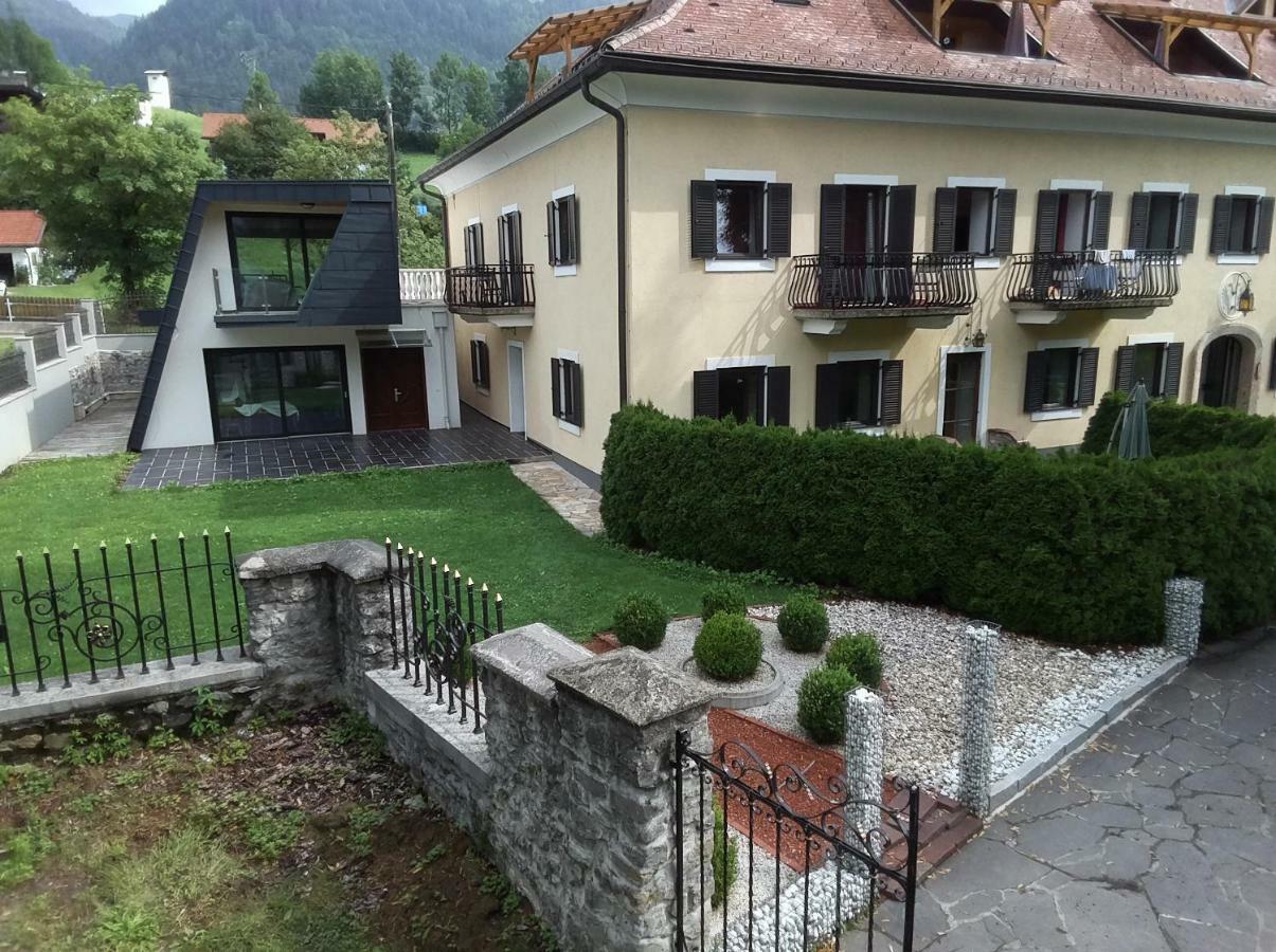 Garten- & Loggia-Appartement Herrenhaus Dellach im Drautal Eksteriør bilde